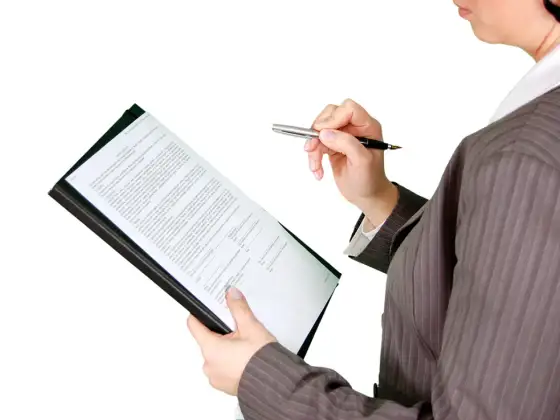 Kontrola nadzoru budowlanego - co sprawdza inspektor?